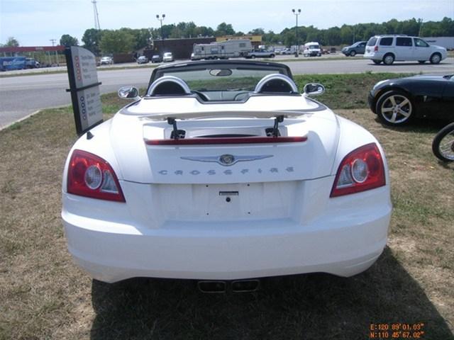 2005 Chrysler Crossfire SLT 25