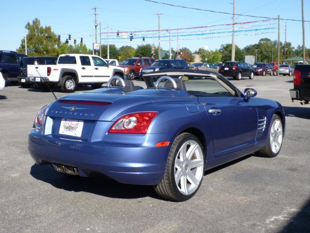 2005 Chrysler Crossfire SLT 25