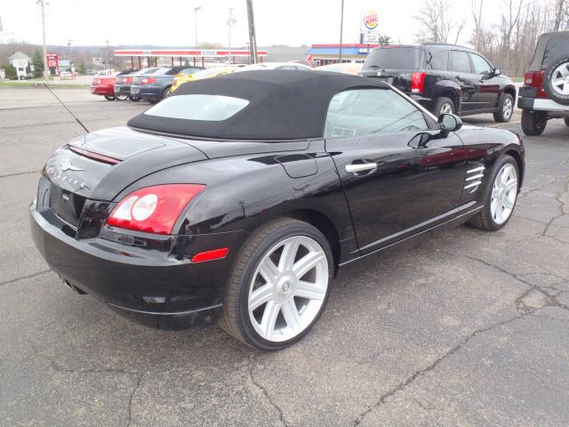 2005 Chrysler Crossfire SLT 25