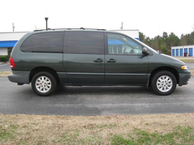 2000 Chrysler Grand Voyager SE