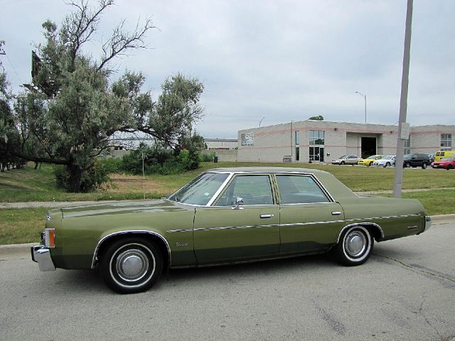 1975 Chrysler Newport Unknown