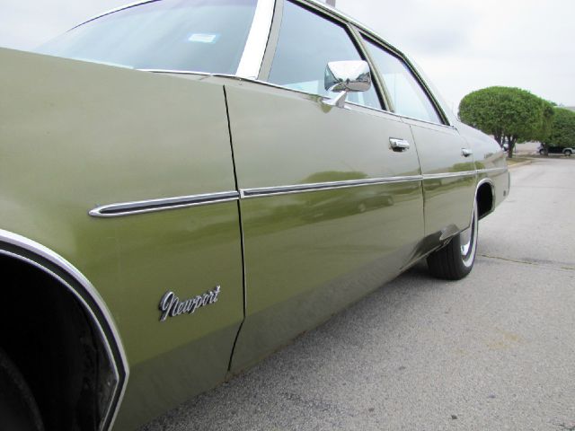 1975 Chrysler Newport Unknown