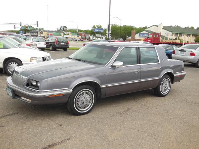 1993 Chrysler New Yorker Sienna