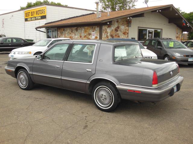 1993 Chrysler New Yorker Sienna