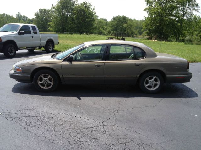 1994 Chrysler New Yorker Base