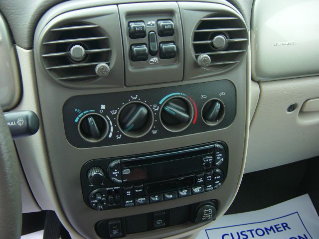 2002 Chrysler PT Cruiser CX W/comfortconvience