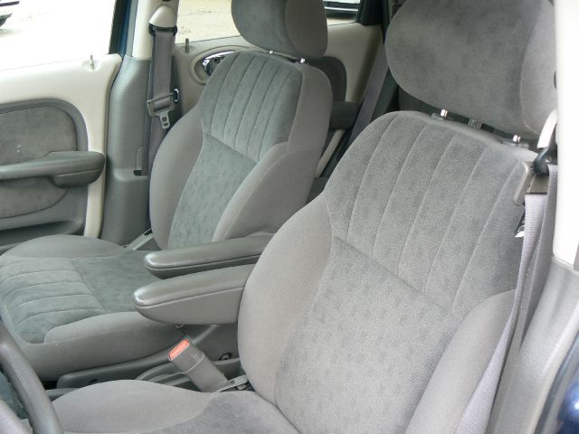 2002 Chrysler PT Cruiser CX W/comfortconvience