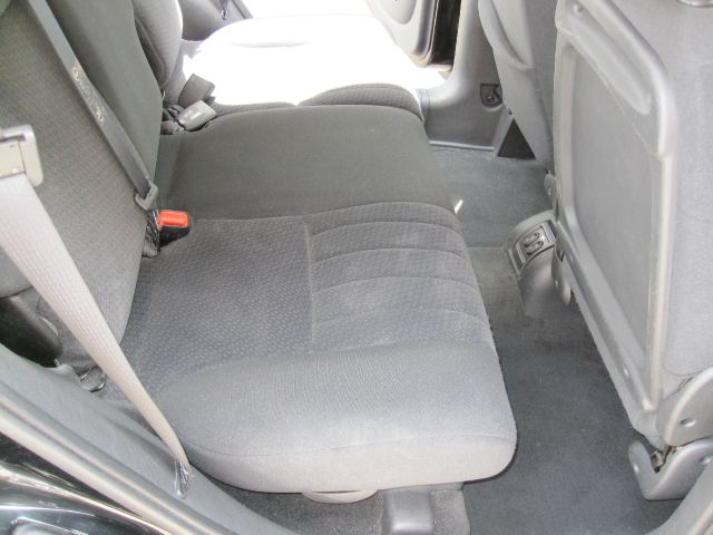 2004 Chrysler PT Cruiser Base