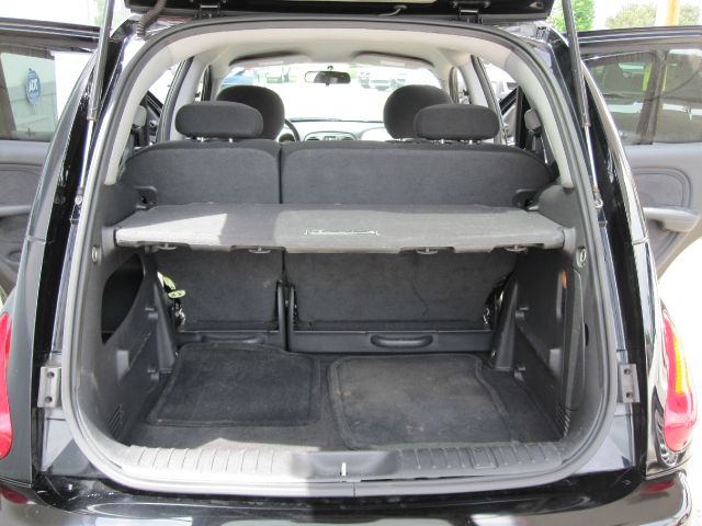 2004 Chrysler PT Cruiser Base