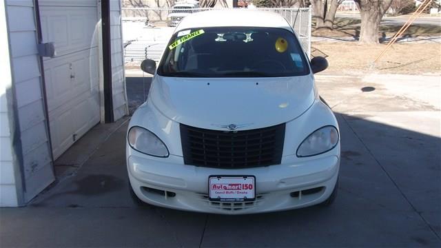 2004 Chrysler PT Cruiser 4WD Supercab 186 Inch WB 84 CA XLT Truck