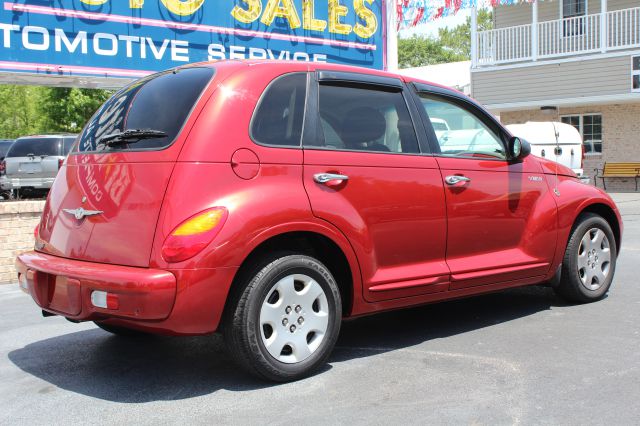 2004 Chrysler PT Cruiser Base