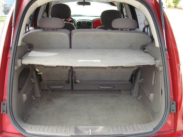 2004 Chrysler PT Cruiser Base