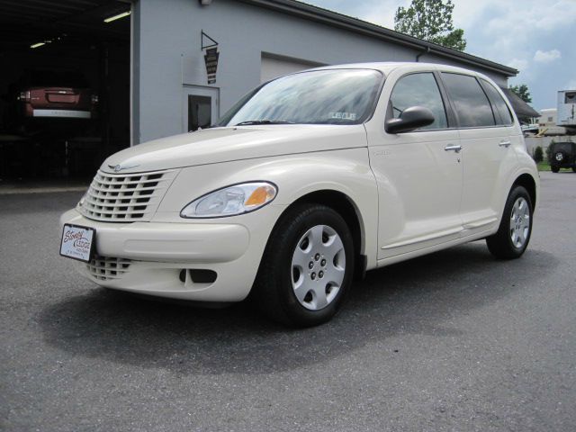 2004 Chrysler PT Cruiser Base