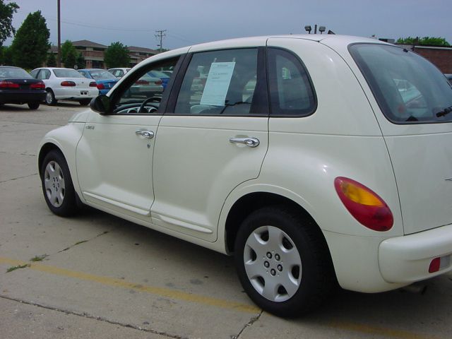 2004 Chrysler PT Cruiser Base