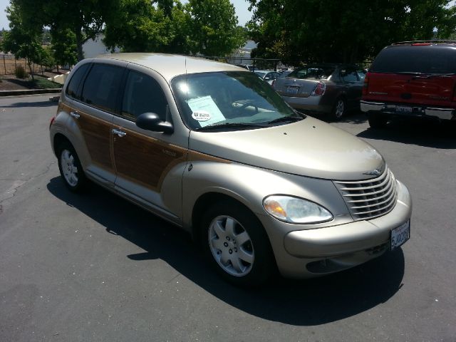 2004 Chrysler PT Cruiser Base