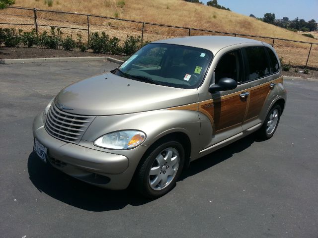 2004 Chrysler PT Cruiser Base