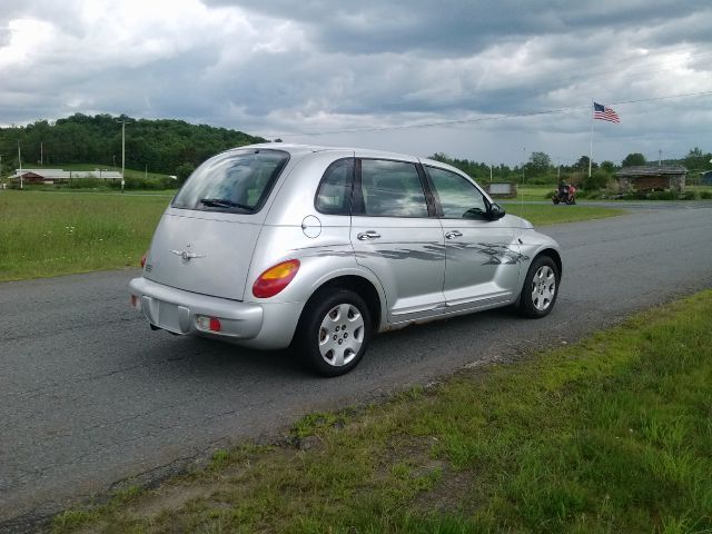 2004 Chrysler PT Cruiser Base