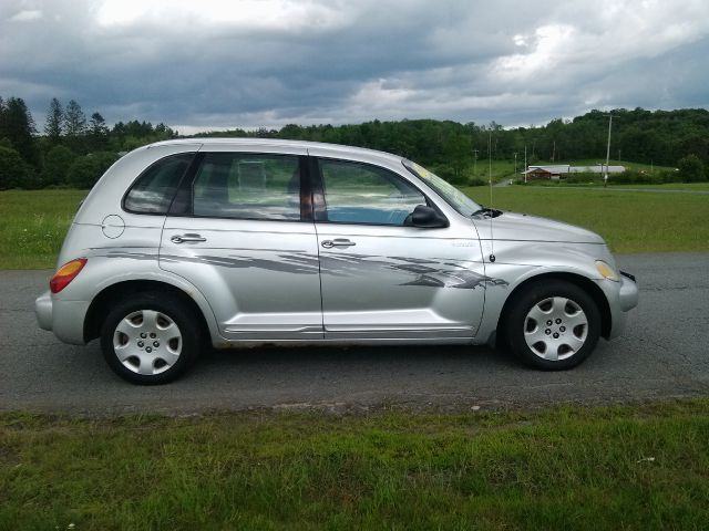 2004 Chrysler PT Cruiser Base