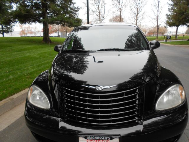 2004 Chrysler PT Cruiser CX W/comfortconvience