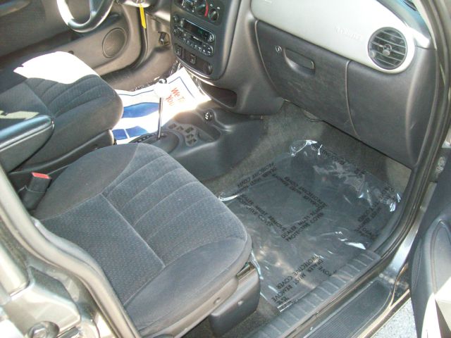 2004 Chrysler PT Cruiser Base