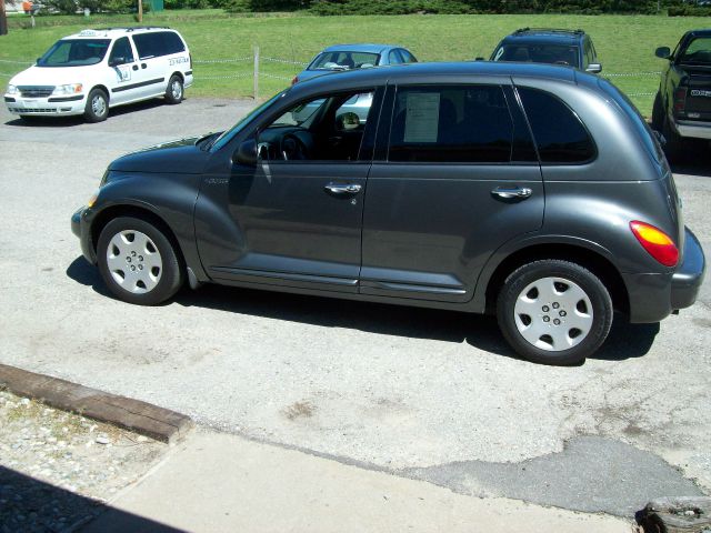 2004 Chrysler PT Cruiser Base