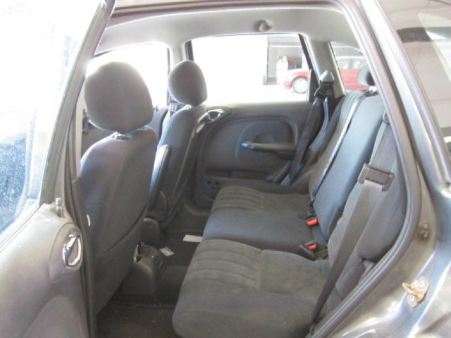 2004 Chrysler PT Cruiser Base