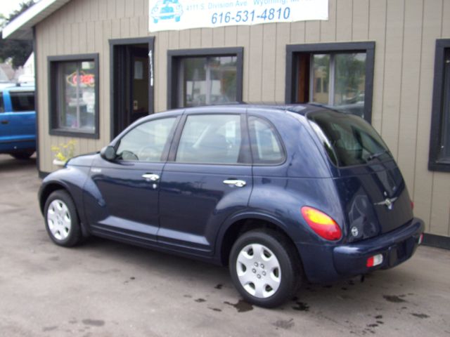 2005 Chrysler PT Cruiser Base