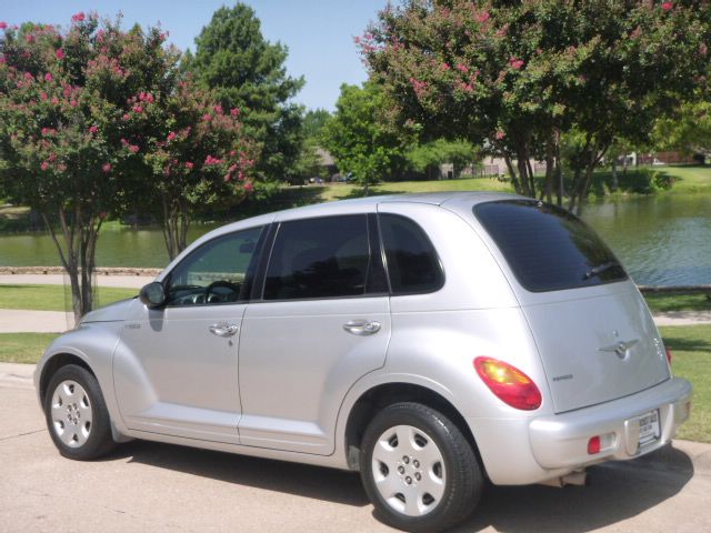 2005 Chrysler PT Cruiser Unknown