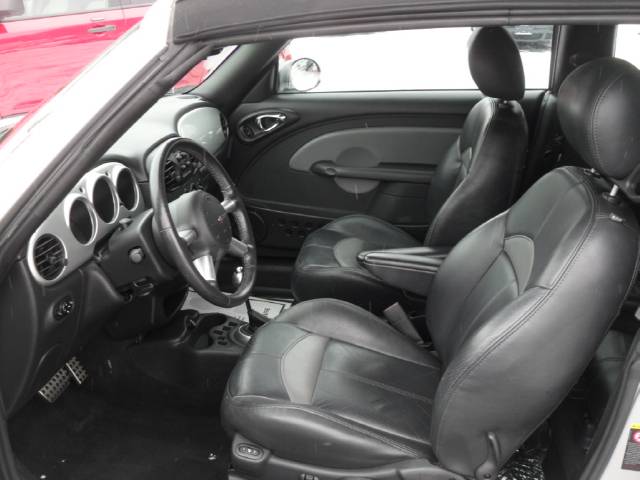 2005 Chrysler PT Cruiser 335i Sport Convertible