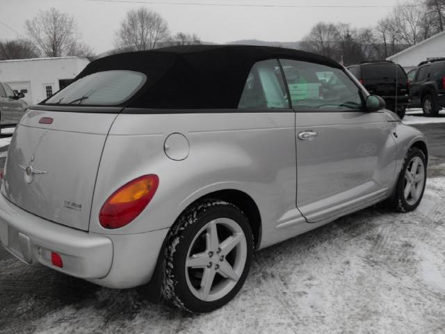 2005 Chrysler PT Cruiser 335i Sport Convertible