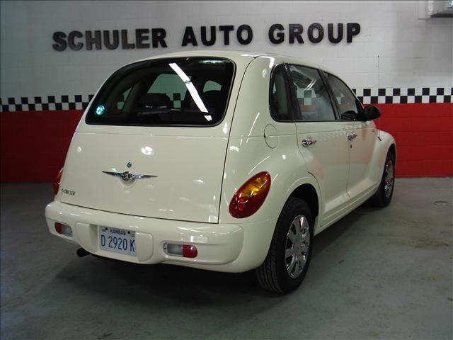 2005 Chrysler PT Cruiser Unknown