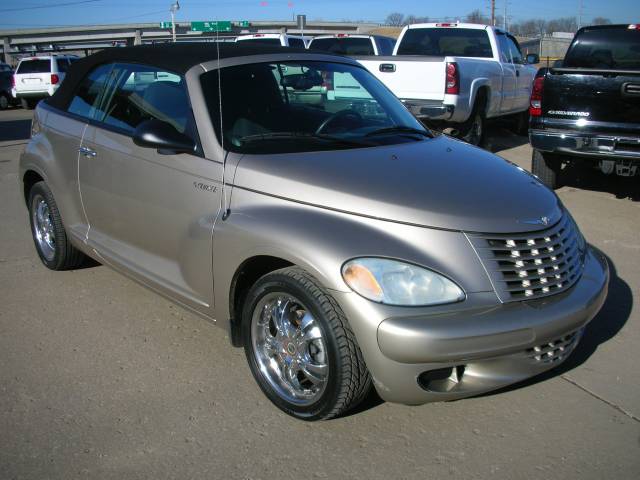 2005 Chrysler PT Cruiser Base