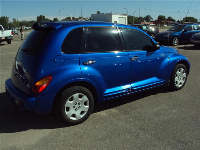 2005 Chrysler PT Cruiser Unknown