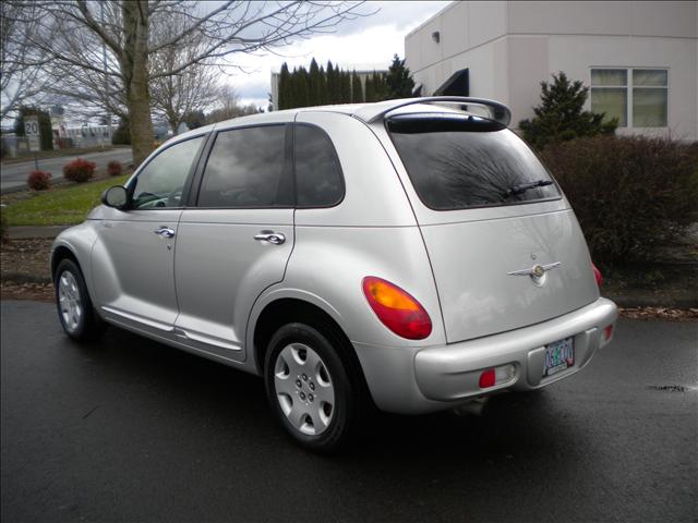 2005 Chrysler PT Cruiser Base