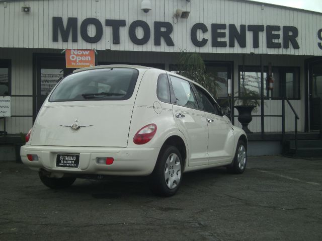 2006 Chrysler PT Cruiser Base