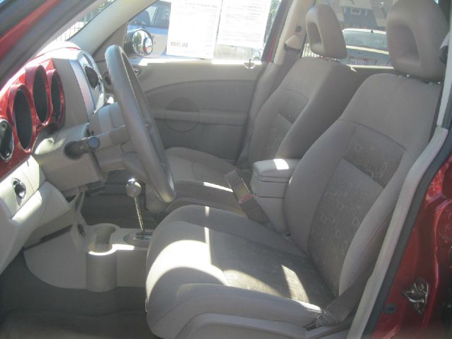 2006 Chrysler PT Cruiser CX W/comfortconvience