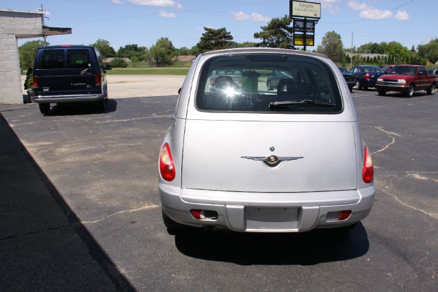 2006 Chrysler PT Cruiser Base