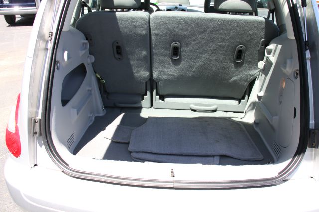 2006 Chrysler PT Cruiser Base