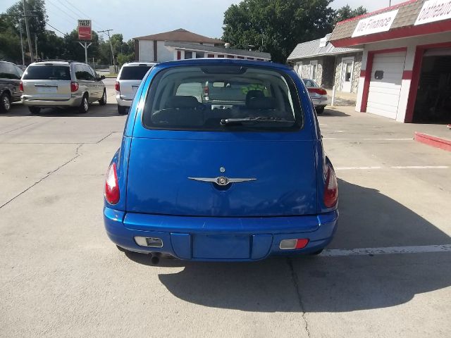 2006 Chrysler PT Cruiser Base