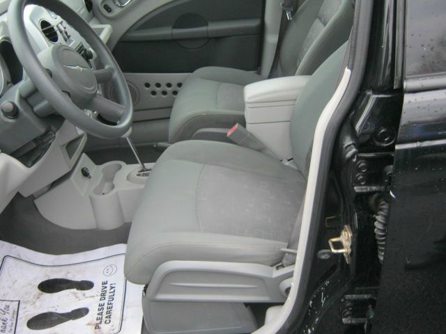 2006 Chrysler PT Cruiser Base