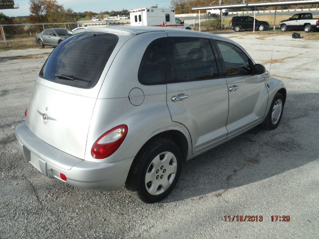 2006 Chrysler PT Cruiser Base