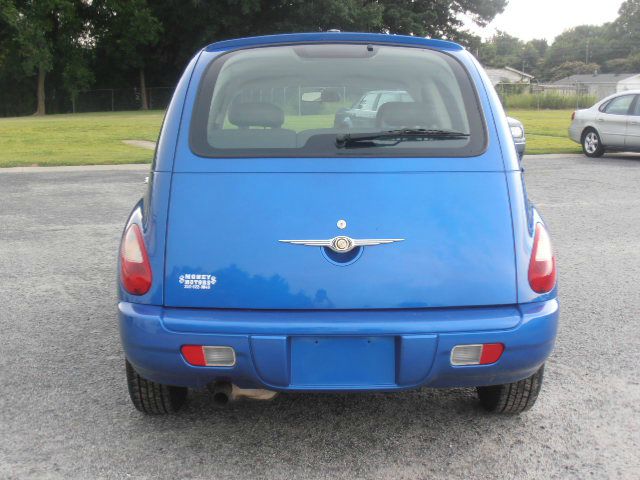 2006 Chrysler PT Cruiser Base