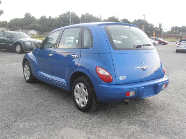 2006 Chrysler PT Cruiser Base