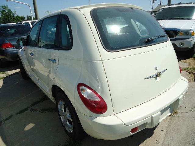 2006 Chrysler PT Cruiser Base