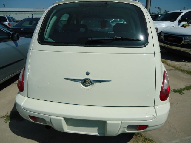 2006 Chrysler PT Cruiser Base