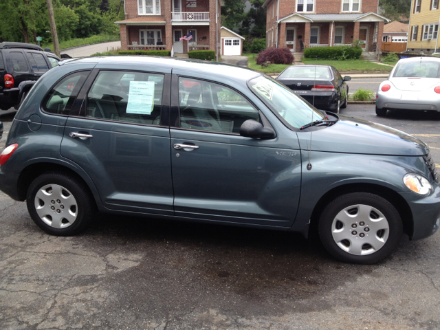 2006 Chrysler PT Cruiser Base