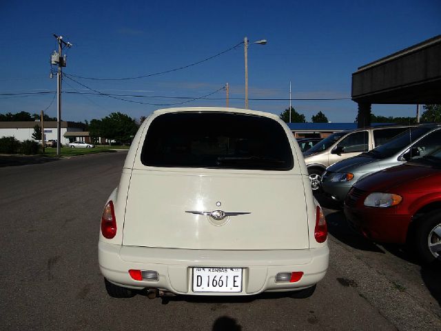 2006 Chrysler PT Cruiser CX W/comfortconvience