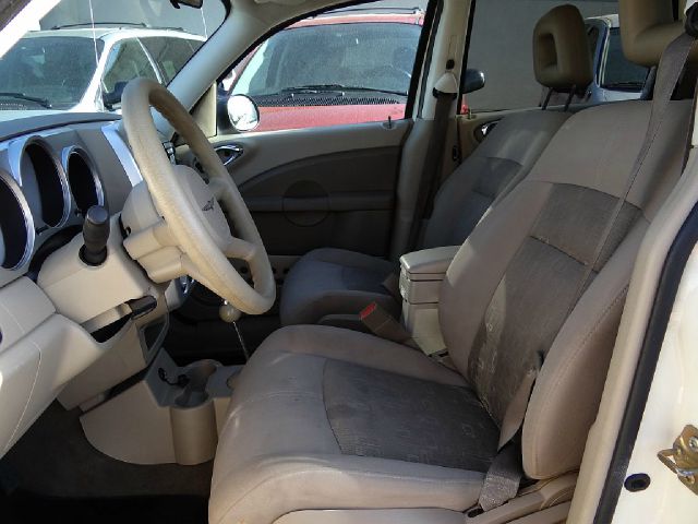 2006 Chrysler PT Cruiser CX W/comfortconvience