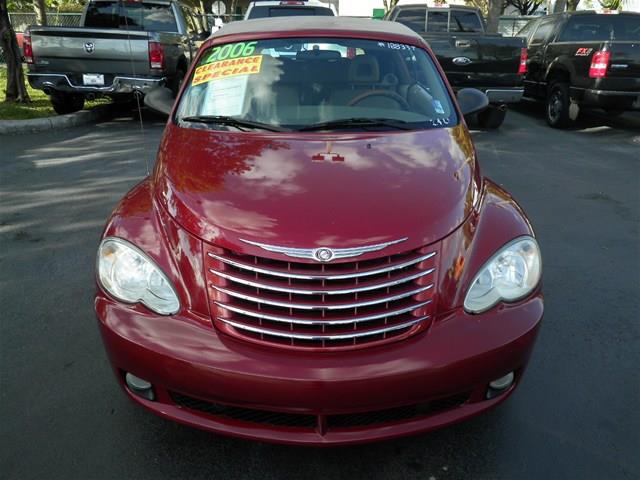 2006 Chrysler PT Cruiser 4dr Sdn SEL AWD