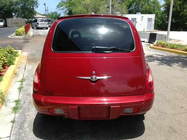 2006 Chrysler PT Cruiser Unknown